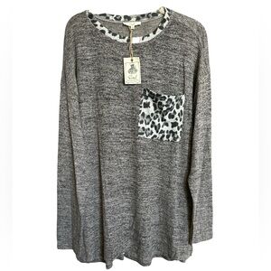 Easel Gray Super Soft Leopard Accent Grey Tunic.  NWT L